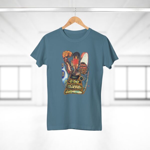 "Digging" Print on Women's T-Shirt