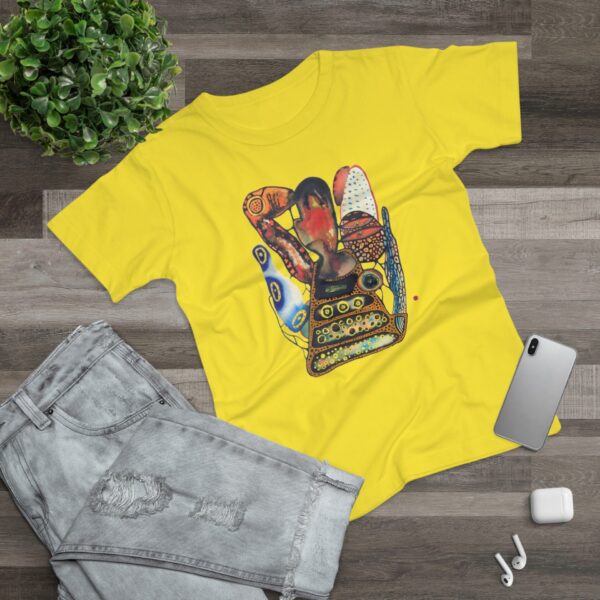 "Digging" Print on Women's T-Shirt