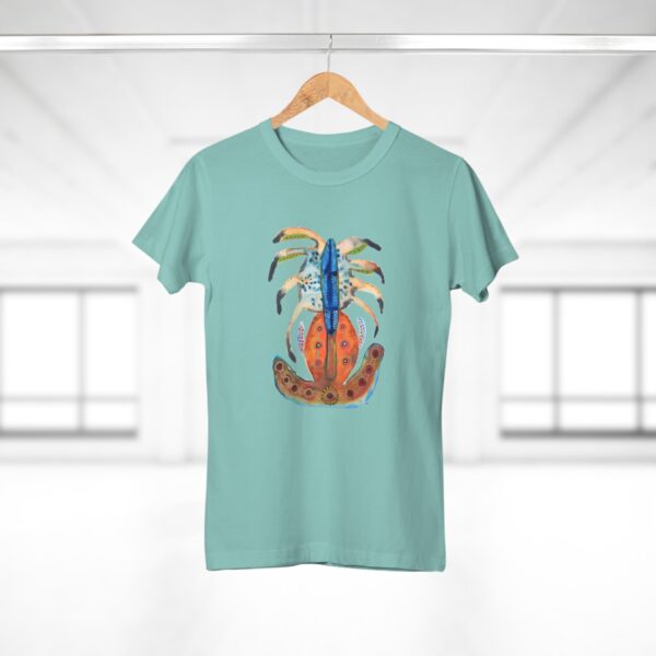"Moulting" Print on Women's T-Shirt