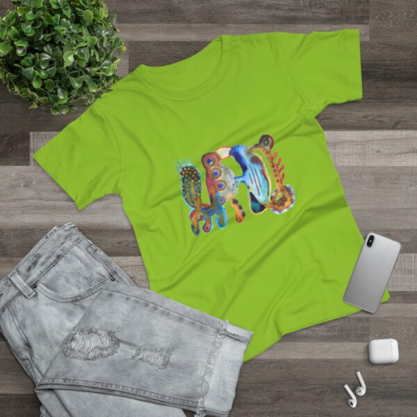 "The Parrot" Print on Women's T-Shirt