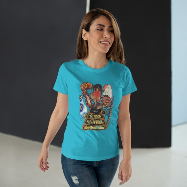 "Digging" Print on Women's T-Shirt