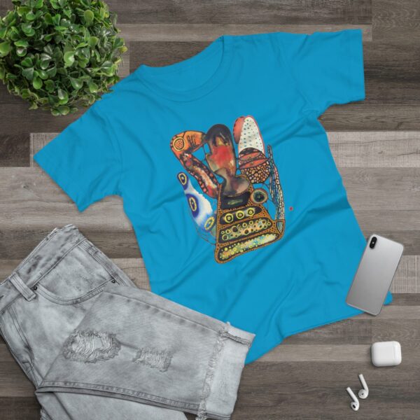 "Digging" Print on Women's T-Shirt