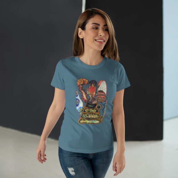 "Digging" Print on Women's T-Shirt