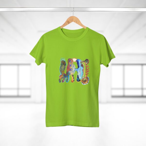 "The Parrot" Print on Women's T-Shirt