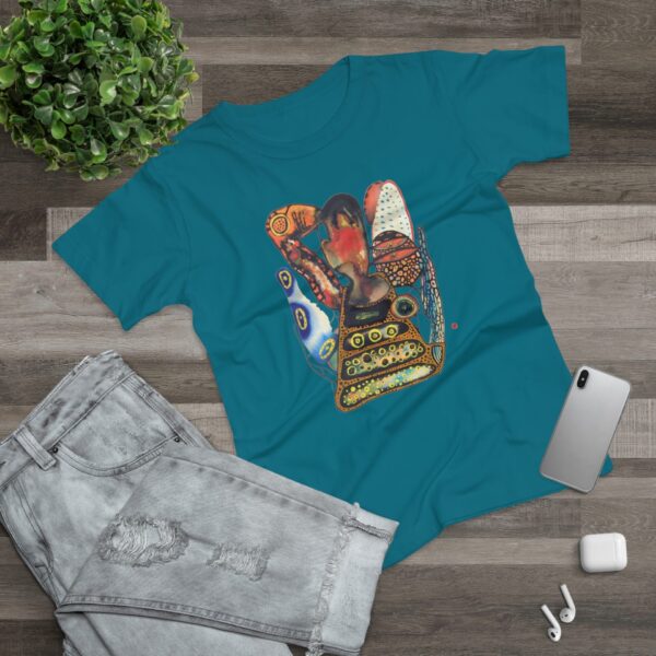 "Digging" Print on Women's T-Shirt
