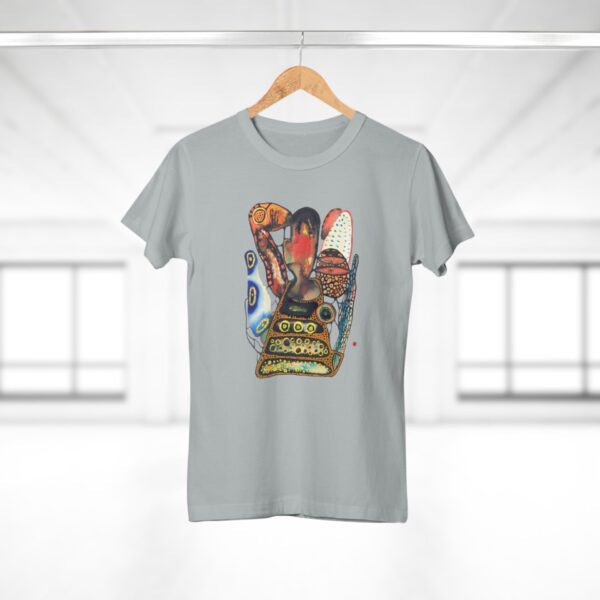 "Digging" Print on Women's T-Shirt