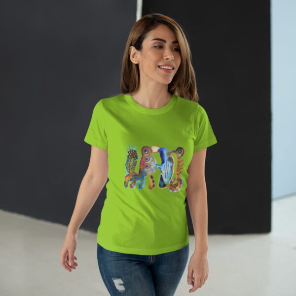 "The Parrot" Print on Women's T-Shirt