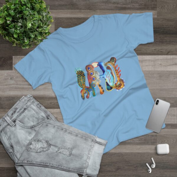"The Parrot" Print on Women's T-Shirt