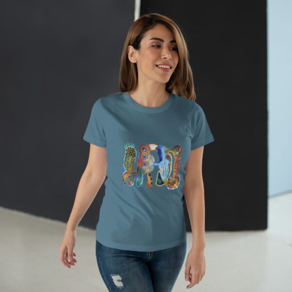 "The Parrot" Print on Women's T-Shirt